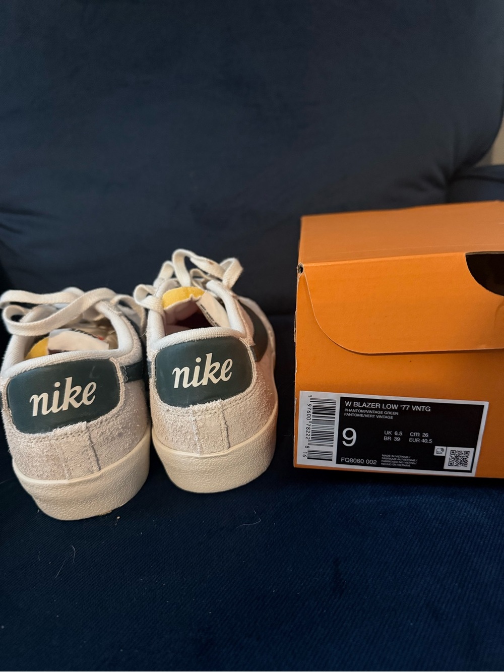 Nike Women’s Suede Low-Top Sneakers in Off-White with Dark Green Swoosh - Picture 2 of 10